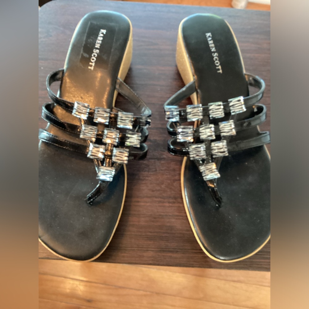 Women’s Sandals-square stone sandals- Size 9 1/2 -Karen Scott- Pre- owned